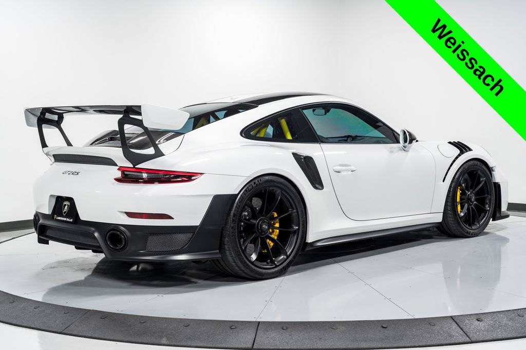 Used 2018 Porsche 911 GT2 RS RWD image 3