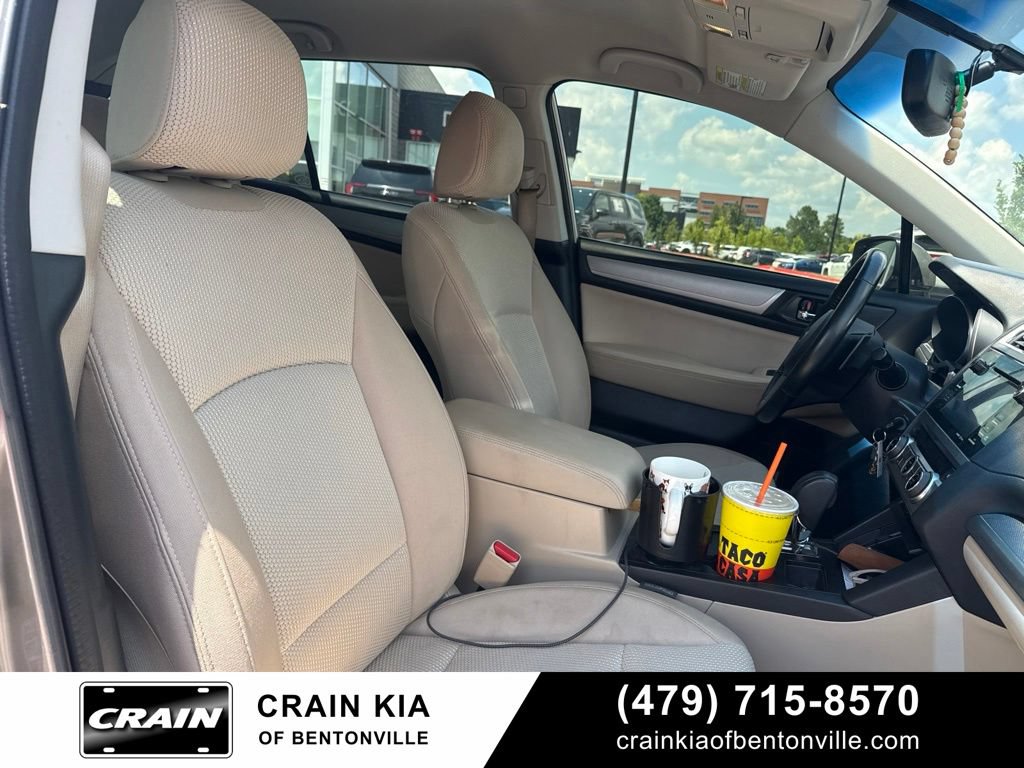 Used 2016 Subaru Outback 2.5i Premium AWD/4WD image 10