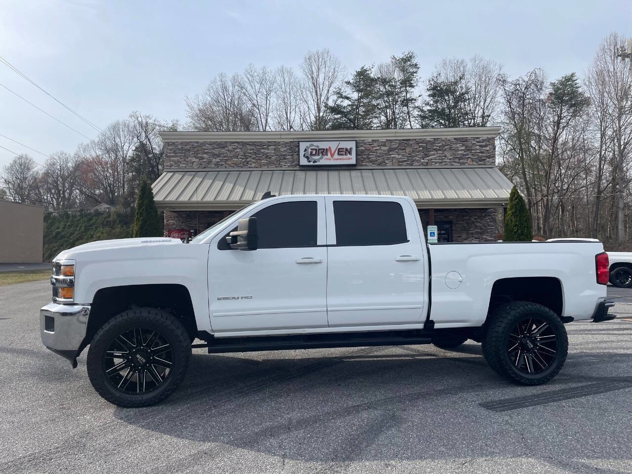 Used 2018 Chevrolet Silverado 2500 LT w/ LT Fleet Convenience Package AWD/4WD image 1