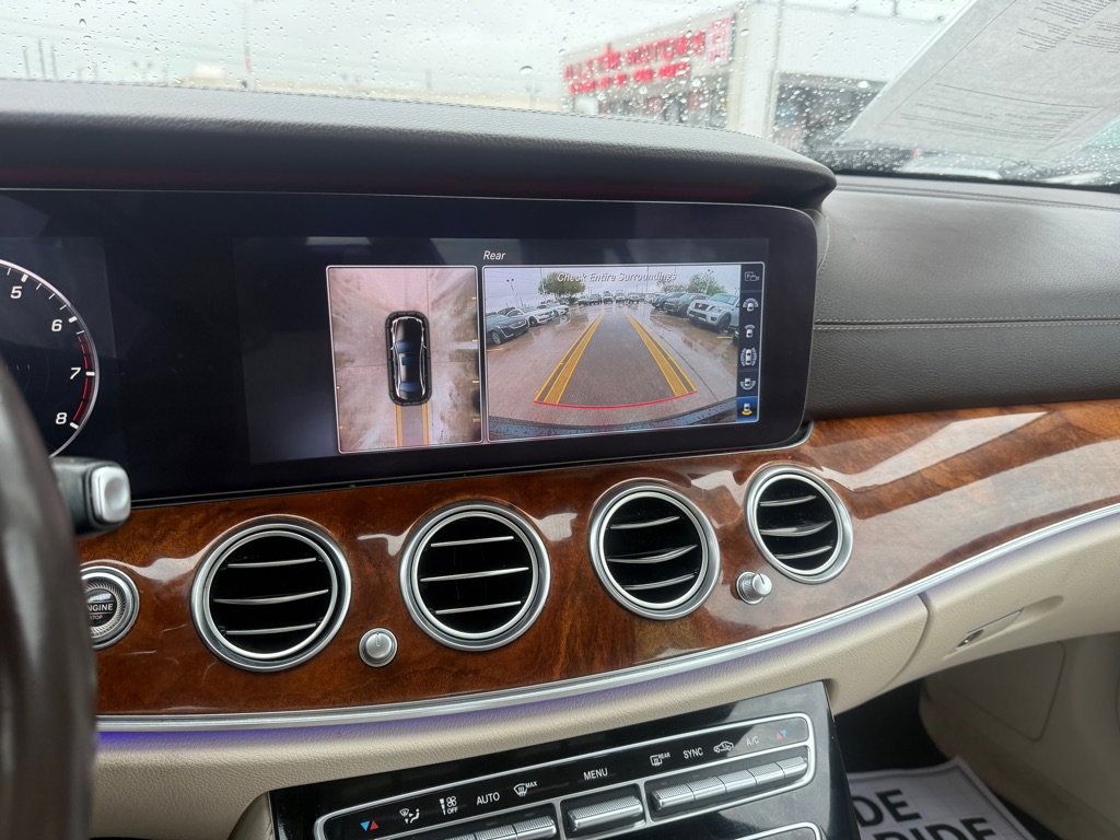 Used 2018 Mercedes-Benz E 400 4MATIC Sedan image 20