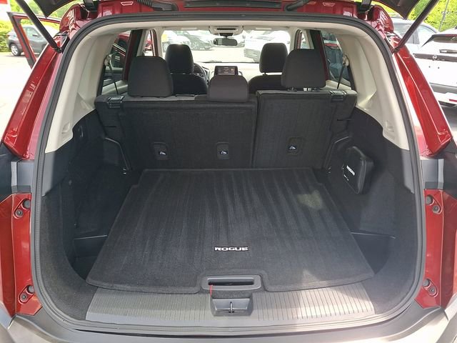 Used 2021 Nissan Rogue SV AWD/4WD image 28