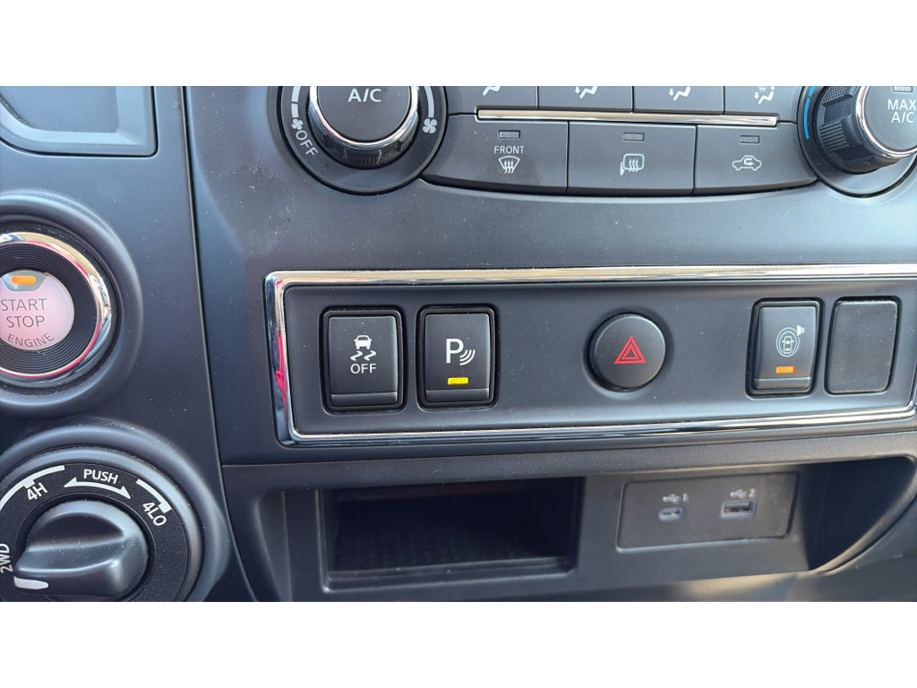 Used 2023 Nissan Titan SV AWD/4WD image 19