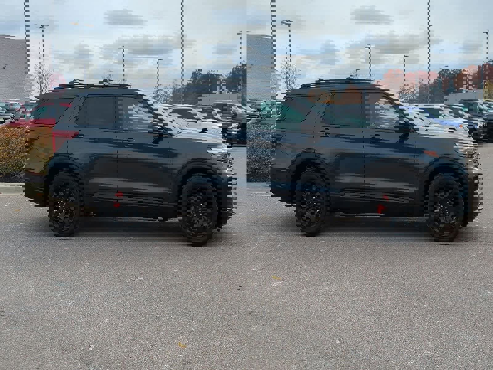 Used 2022 Ford Explorer ST w/ Equipment Group 401A image 9