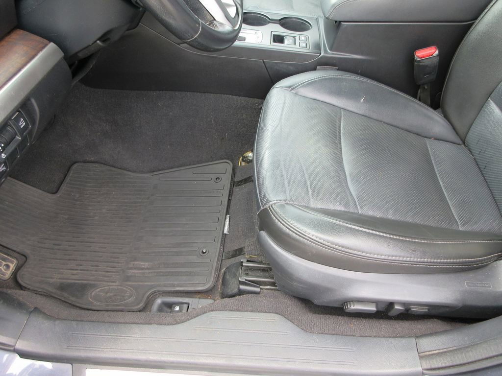 Used 2017 Subaru Outback 2.5i Limited AWD/4WD image 22