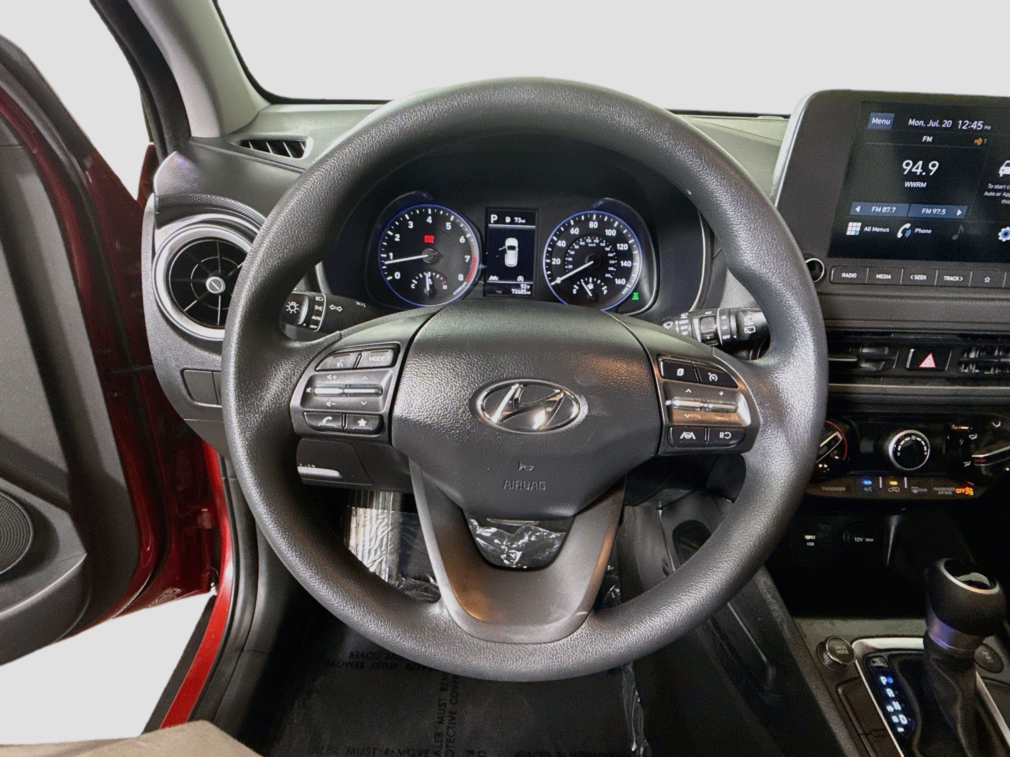 Used 2022 Hyundai Kona SEL AWD/4WD image 13