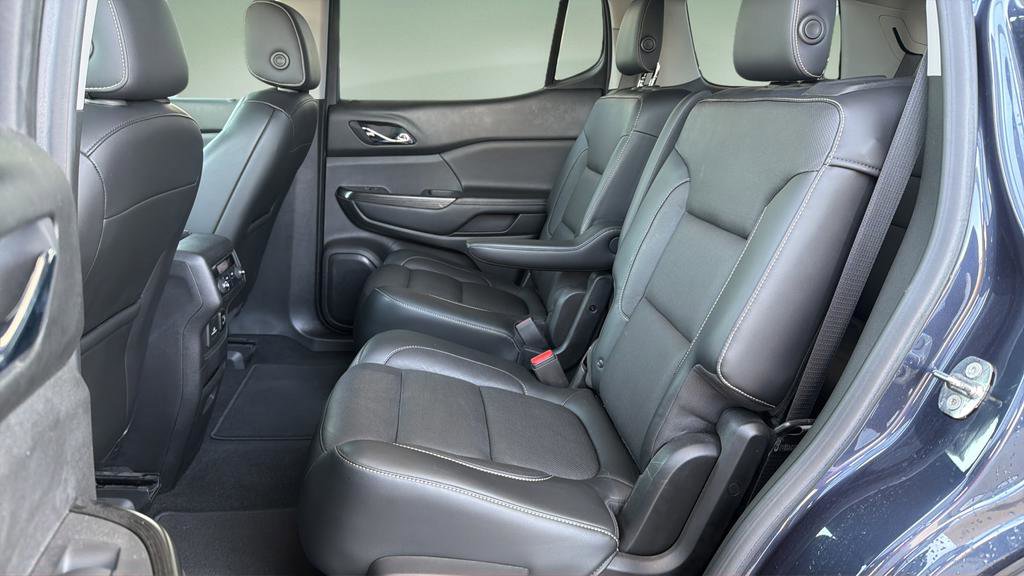 Used 2018 GMC Acadia SLT image 21