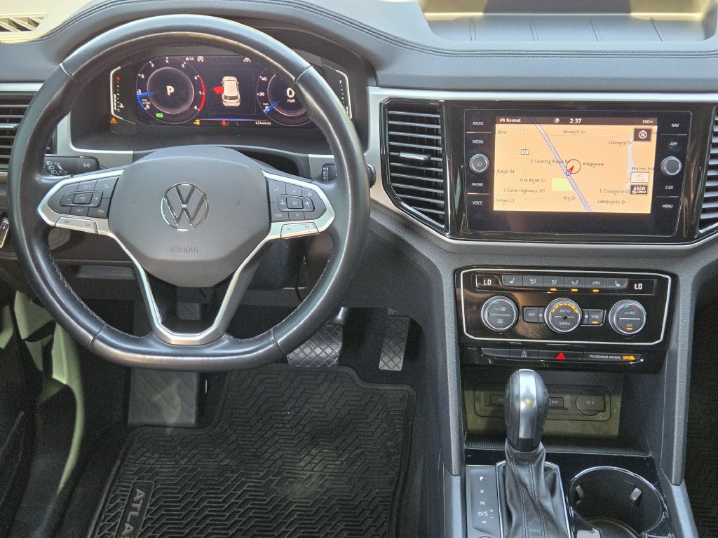 Used 2020 Volkswagen Atlas Cross Sport SEL AWD/4WD image 30