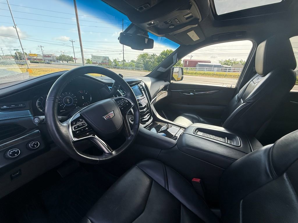 Used 2016 Cadillac Escalade Platinum AWD/4WD image 14