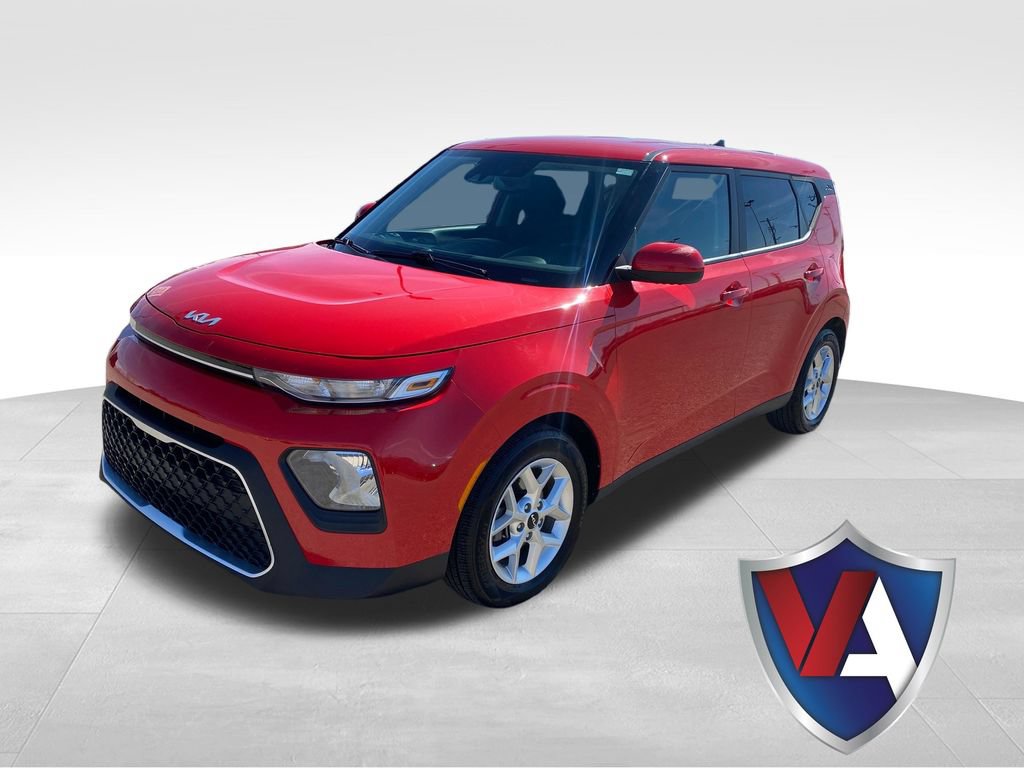 Used 2022 Kia Soul S FWD image 1
