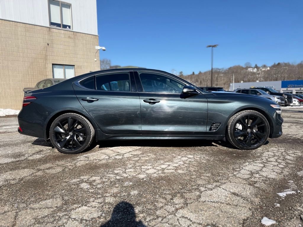 Used 2023 Genesis G70 3.3T w/ Sport Prestige Package image 7