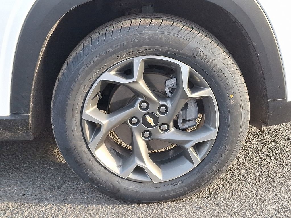 Used 2024 Chevrolet Trax LT w/ Driver Confidence Package image 33