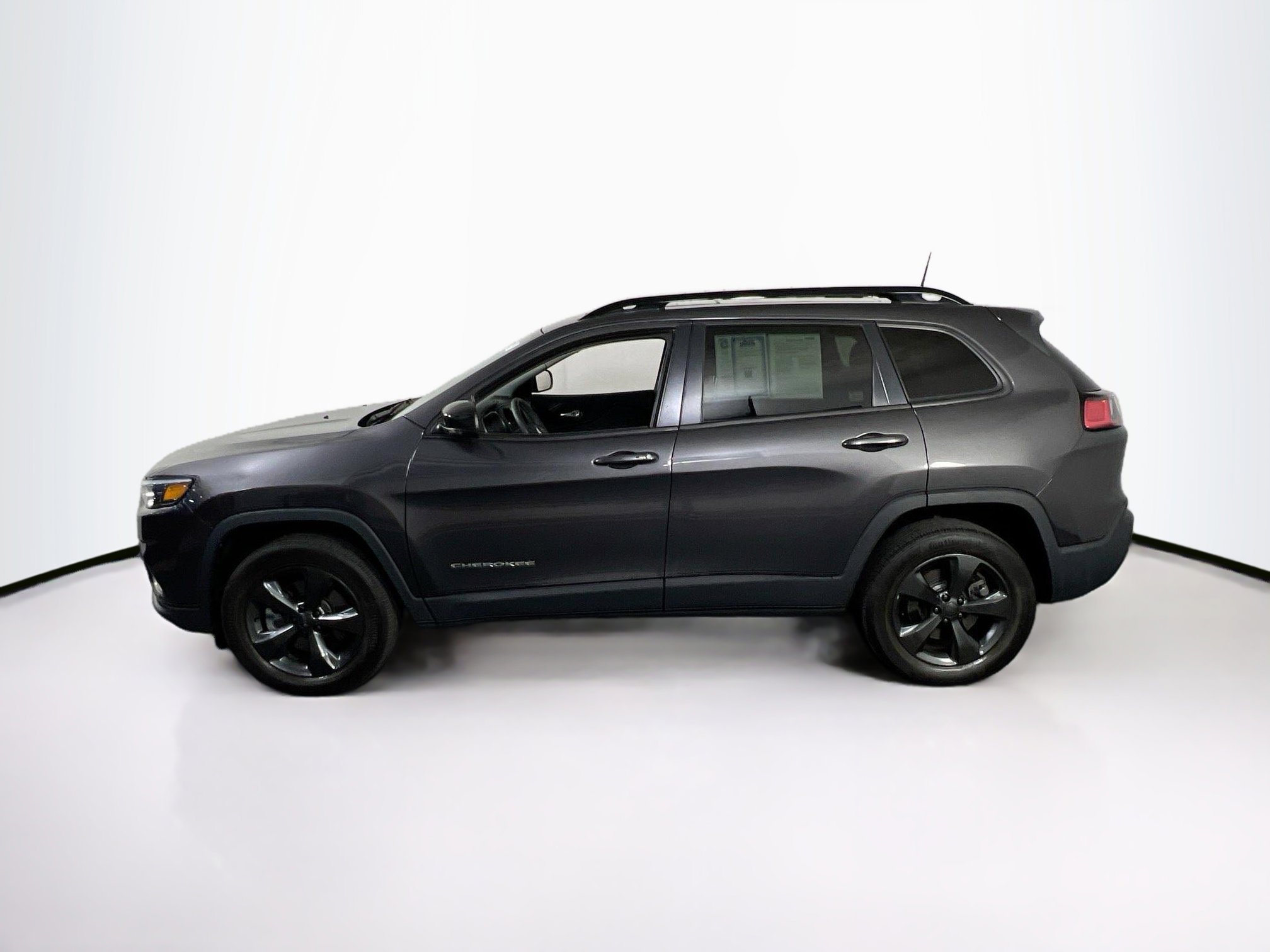 Used 2022 Jeep Cherokee Limited image 8
