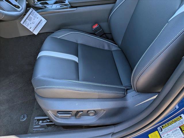 New 2026 Toyota Camry SE FWD image 4