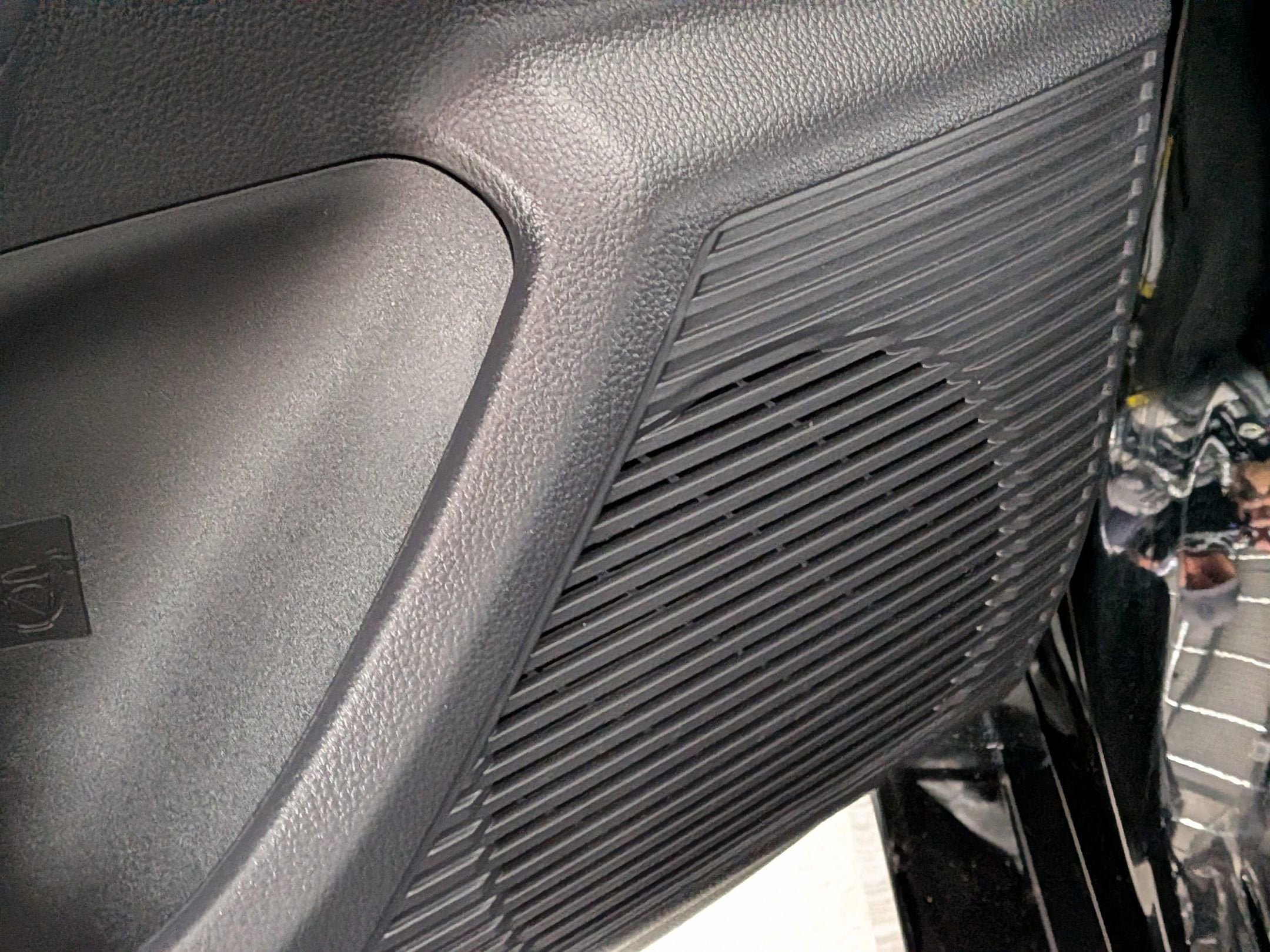 Certified 2023 Toyota Prius XLE FWD image 10