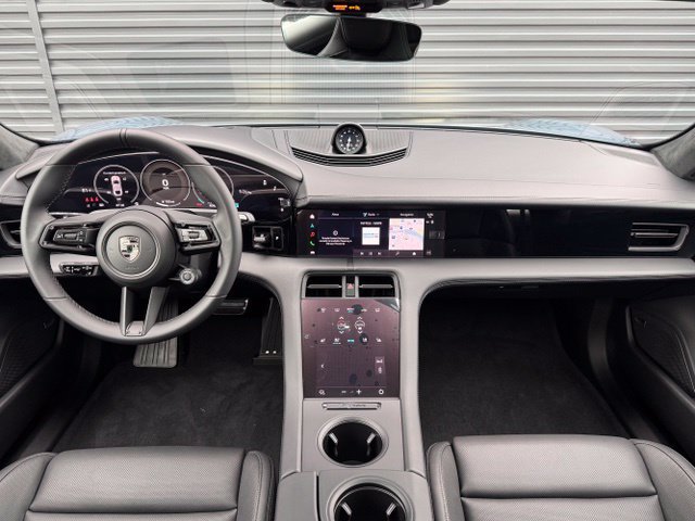 New 2026 Porsche Taycan Turbo AWD/4WD image 18