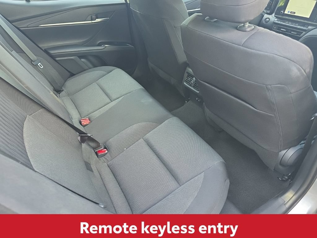 Used 2026 Toyota Camry LE FWD image 16