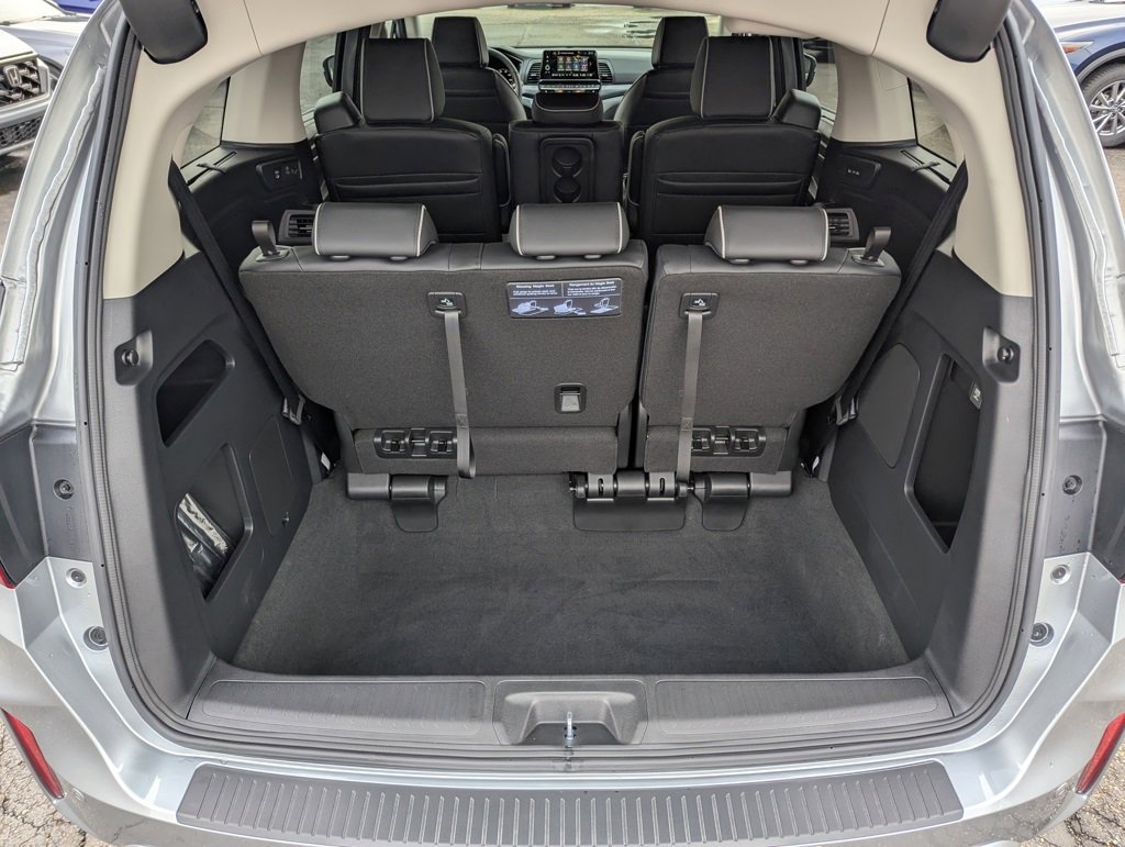 Used 2026 Honda Odyssey Elite image 18