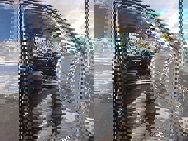 Used 2018 RAM 2500 Big Horn w/ Sport Appearance Group image 14