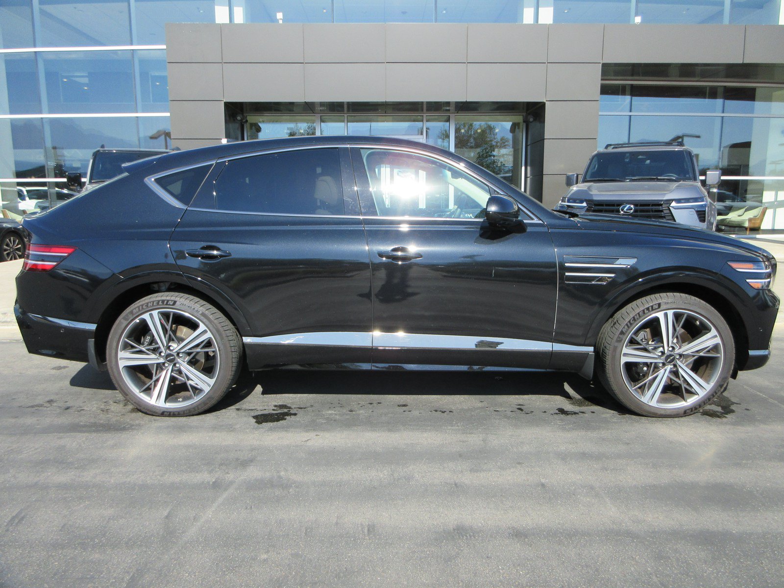 Used 2026 Genesis GV80 3.5T e-SC AWD/4WD image 12