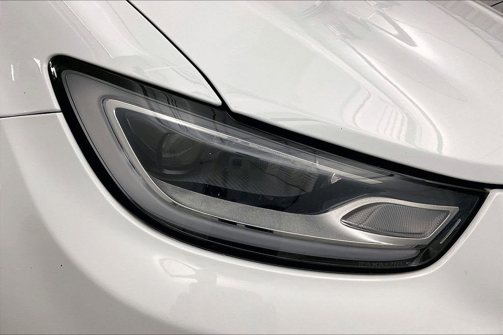 Used 2023 Chrysler Pacifica Limited FWD image 30