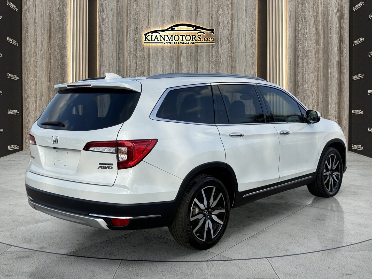 Used 2022 Honda Pilot Touring image 11