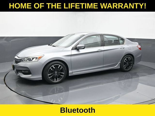 Used 2016 Honda Accord Sport image 3