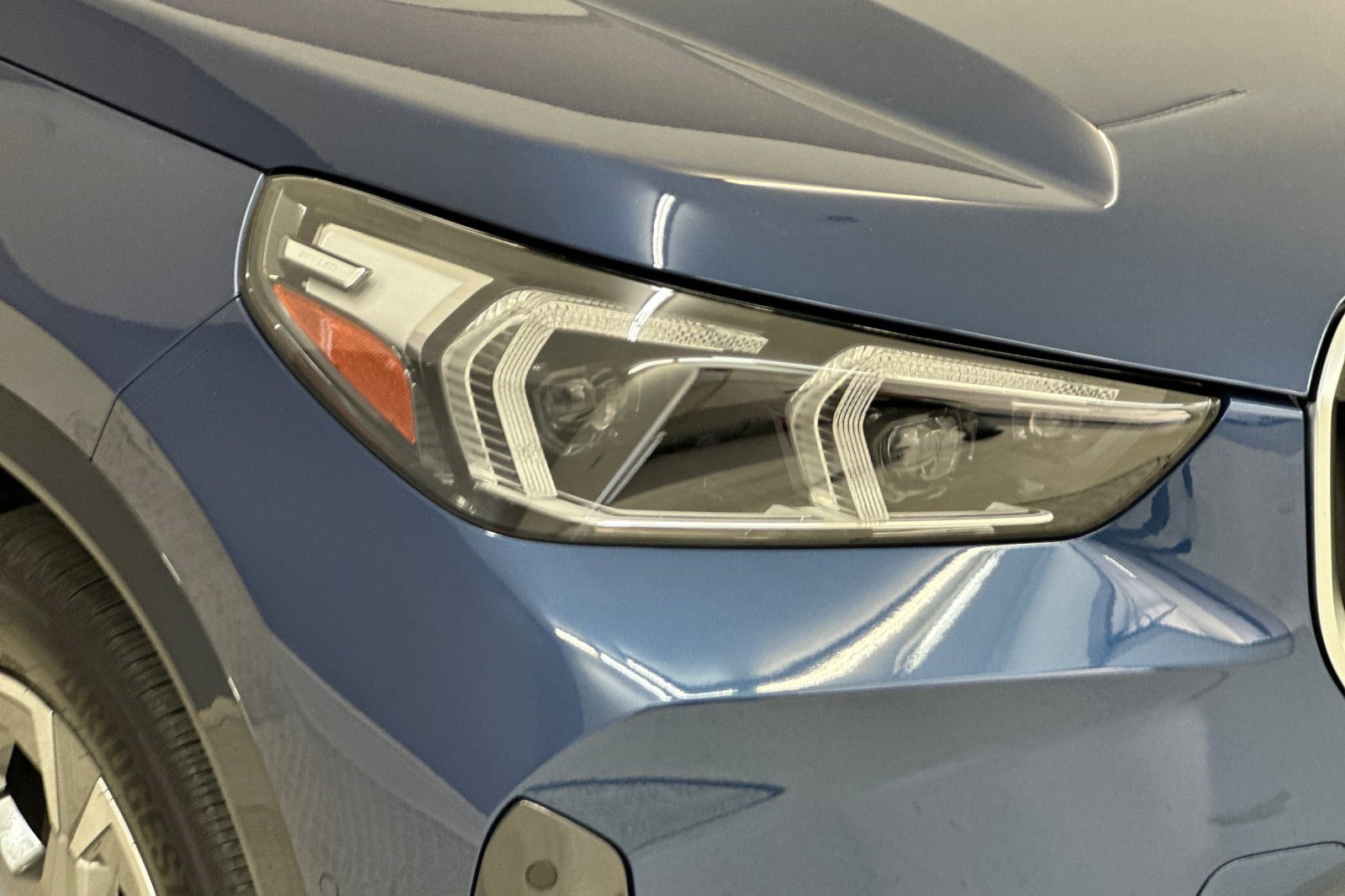 Used 2025 BMW X1 xDrive28i w/ Technology Package image 11