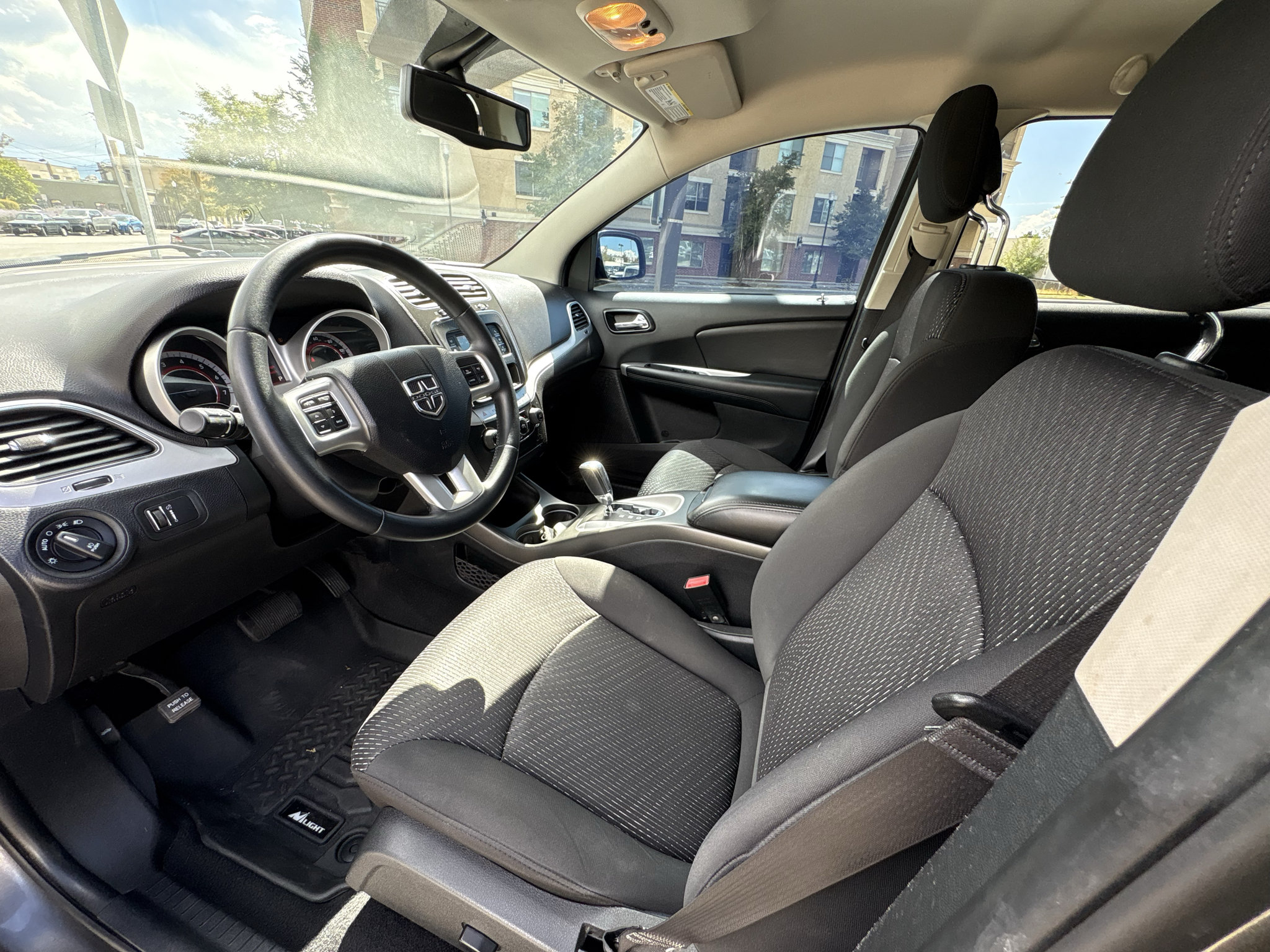 Used 2017 Dodge Journey SXT w/ Premium Group FWD image 14