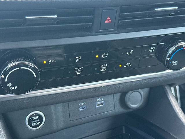 Used 2023 Nissan Rogue S image 24