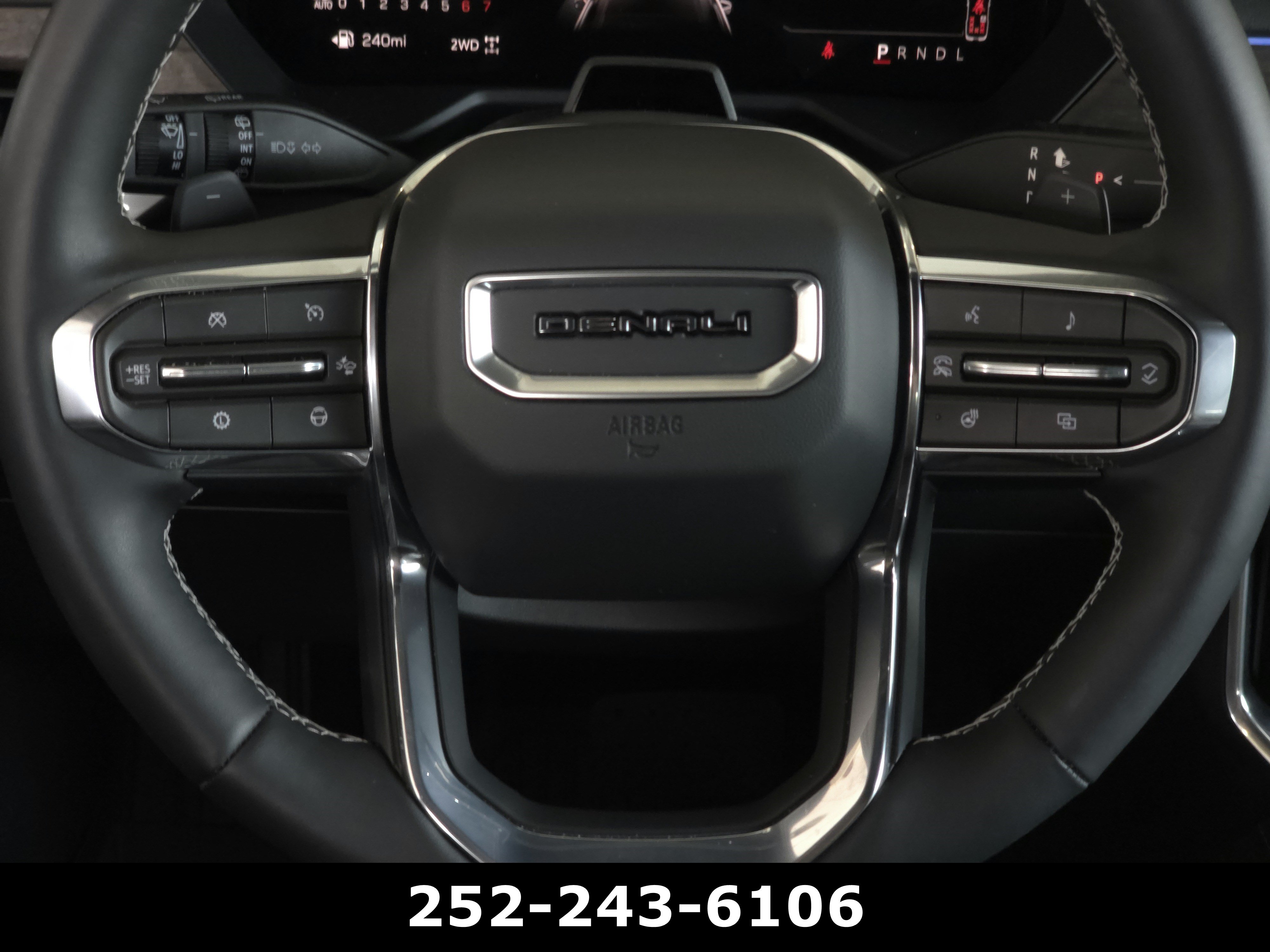 Used 2026 GMC Acadia Denali Ultimate w/ LPO, Floor Liner Package AWD/4WD image 21