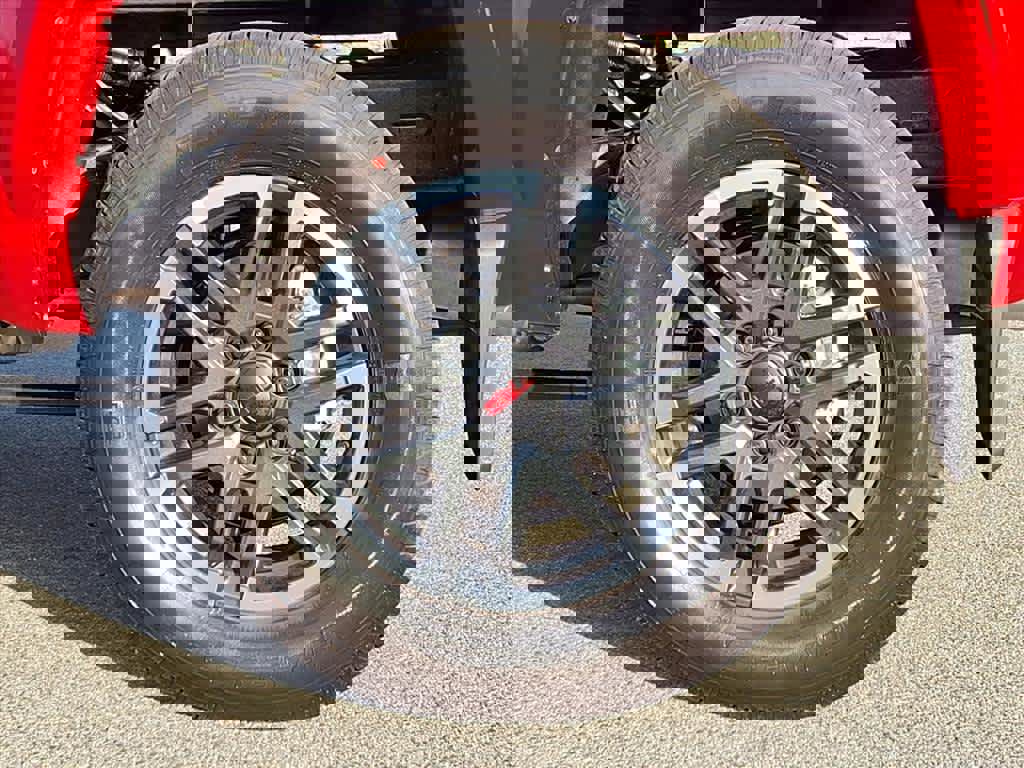 Used 2025 Toyota Tacoma TRD Sport image 7