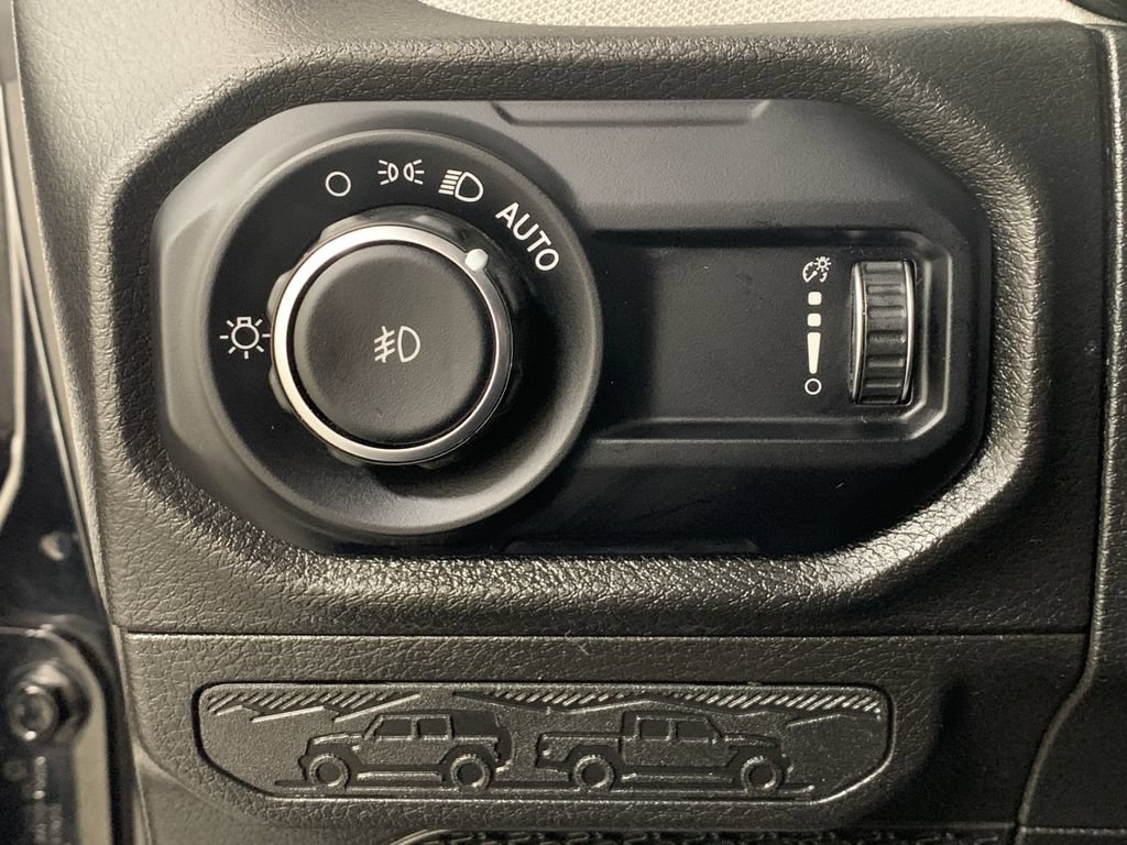Used 2024 Jeep Wrangler Unlimited Sport AWD/4WD image 13
