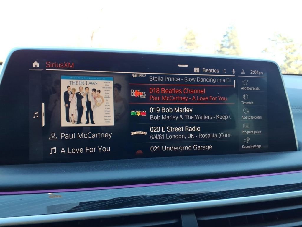 Used 2021 BMW 740i xDrive w/ M Sport Package image 15