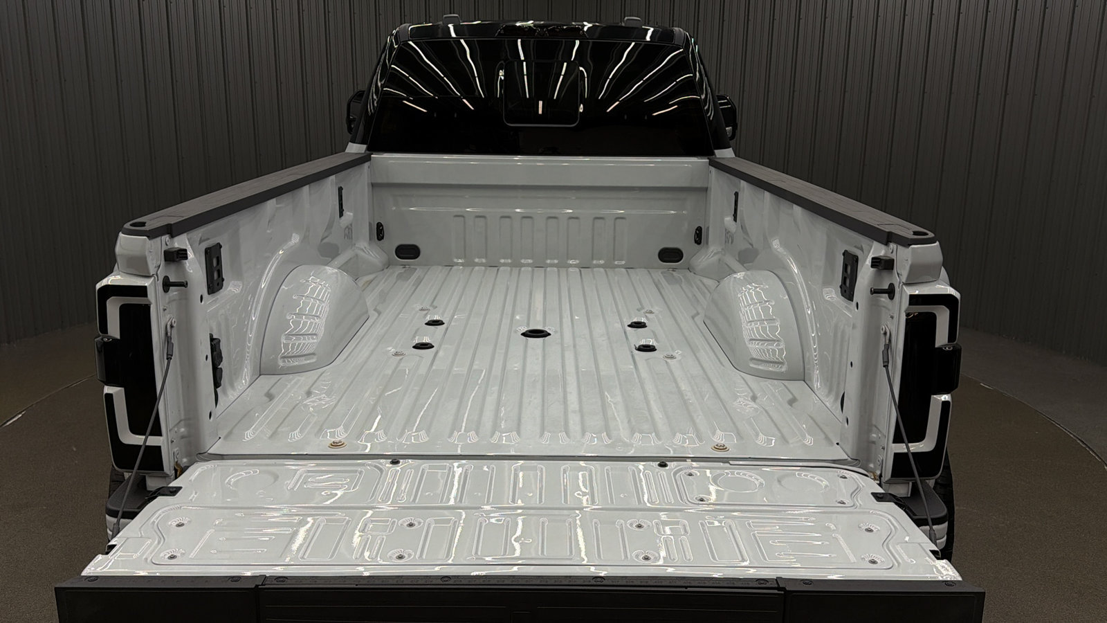 Used 2026 Ford F450 Platinum w/ FX4 Off-Road Package AWD/4WD image 17