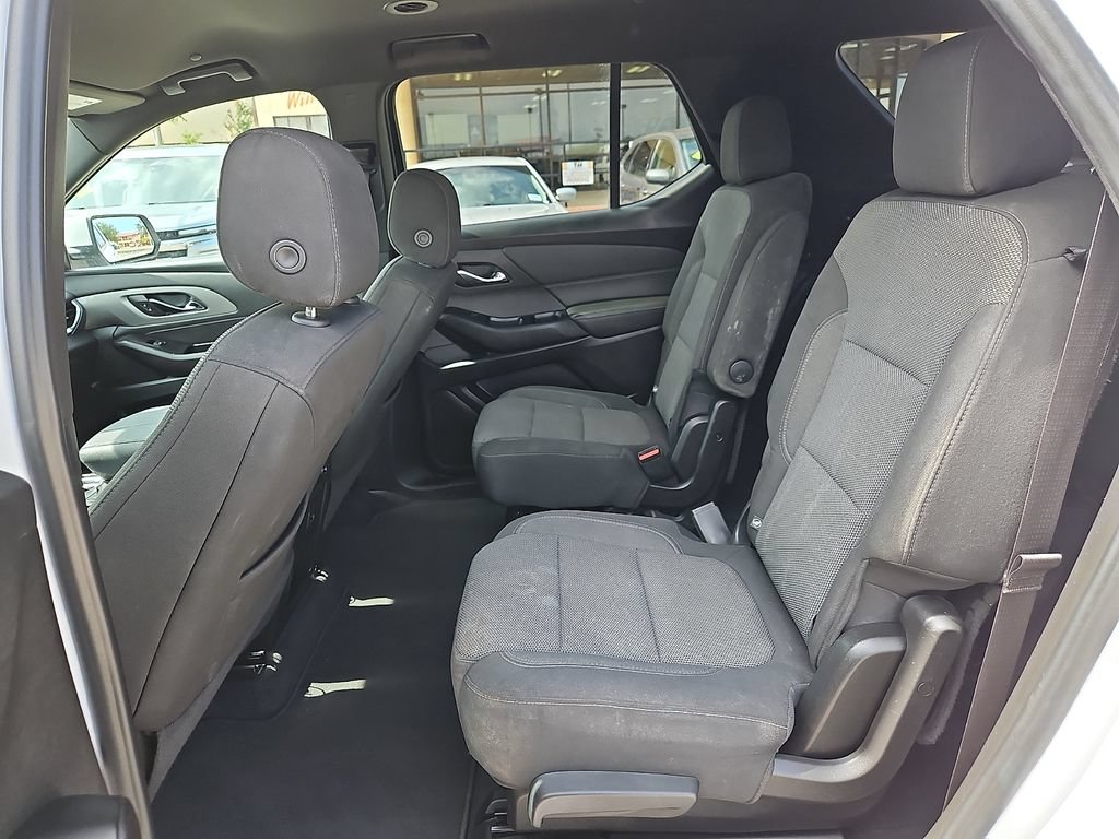 Used 2023 Chevrolet Traverse LT AWD/4WD image 11
