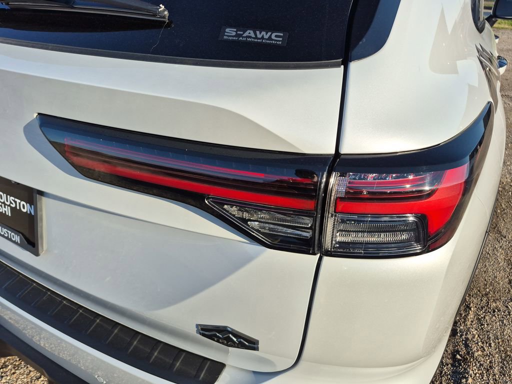 New 2026 Mitsubishi Outlander AWD image 28