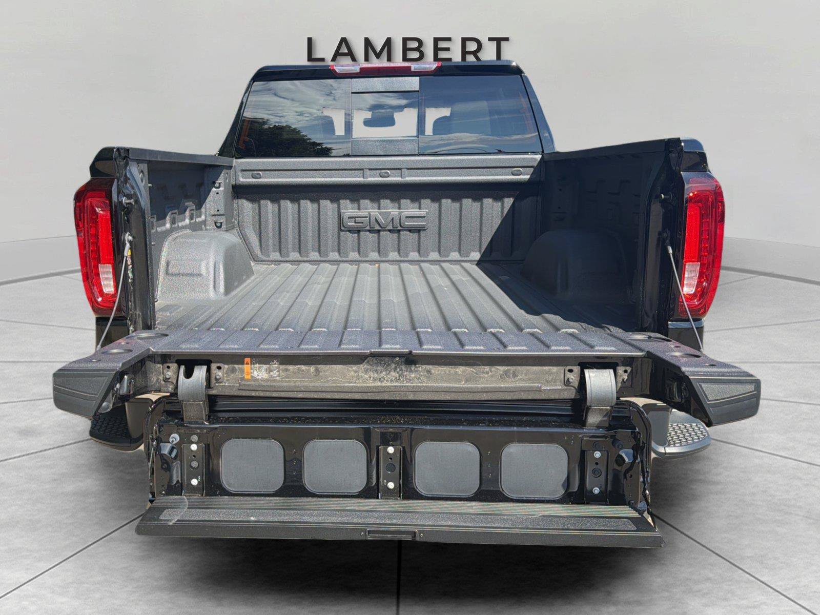 New 2026 GMC Sierra 1500 SLT w/ SLT Premium Plus Package AWD/4WD image 19