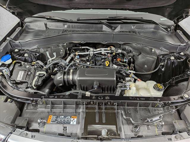 Used 2021 Ford Explorer XLT w/ Equipment Group 202A image 26