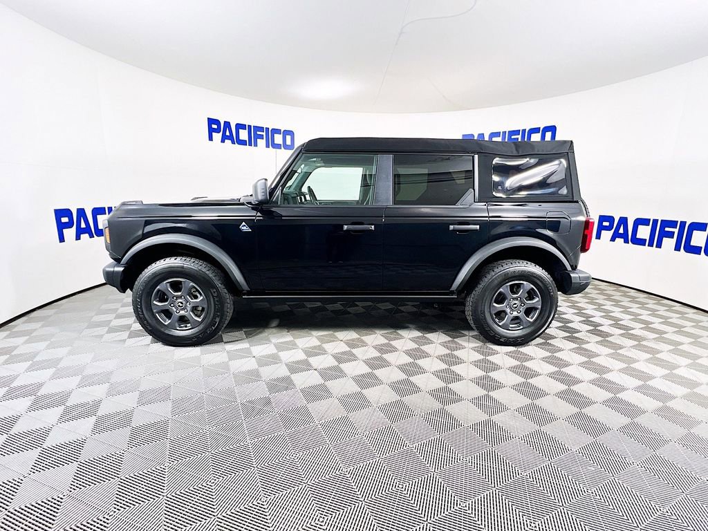 Certified 2024 Ford Bronco Black Diamond image 5