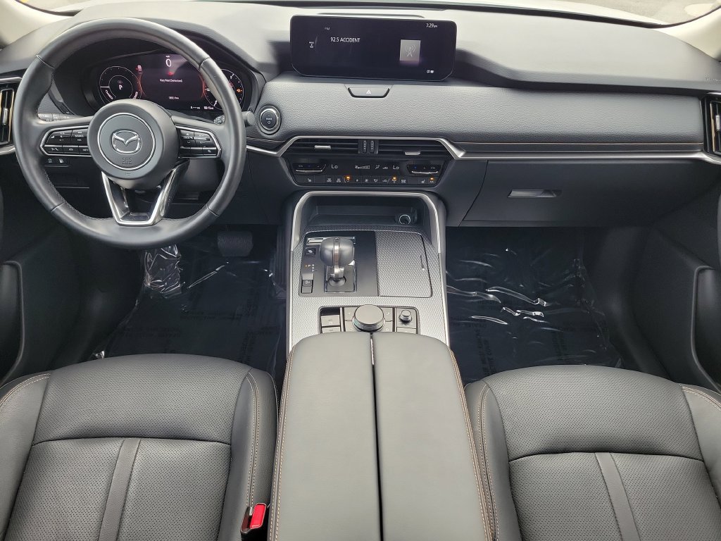 Used 2024 MAZDA CX-90 Plug-In Hybrid w/ Preferred AWD/4WD image 10