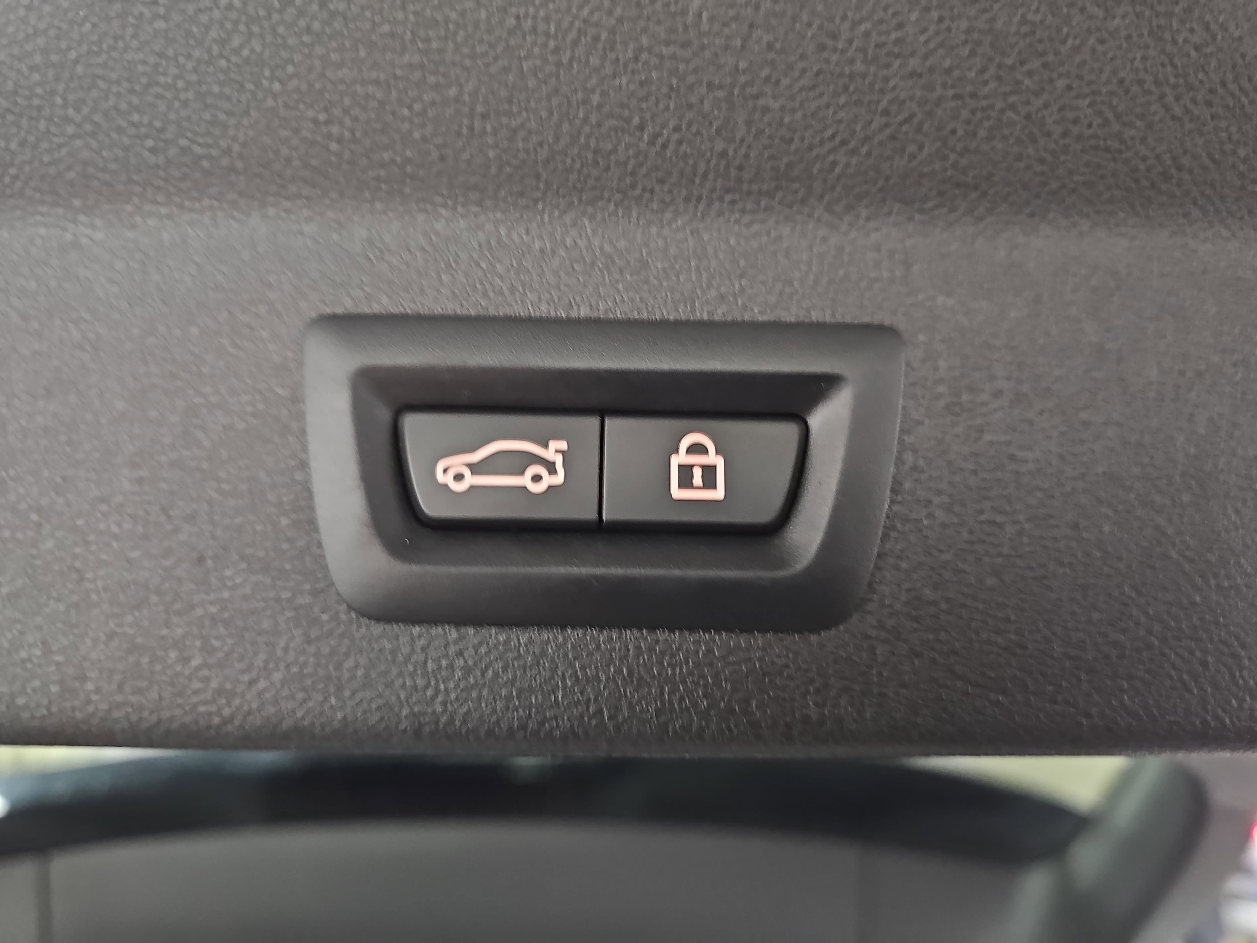 Used 2020 BMW X3 M40i w/ Premium Package image 13