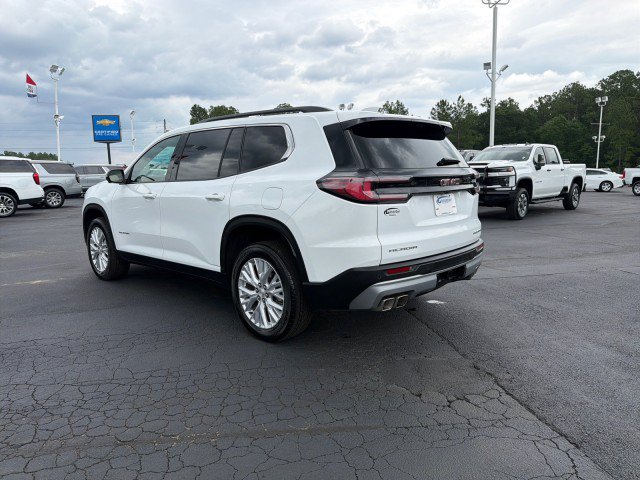 Used 2026 GMC Acadia Elevation w/ Elevation Premium Package FWD image 5
