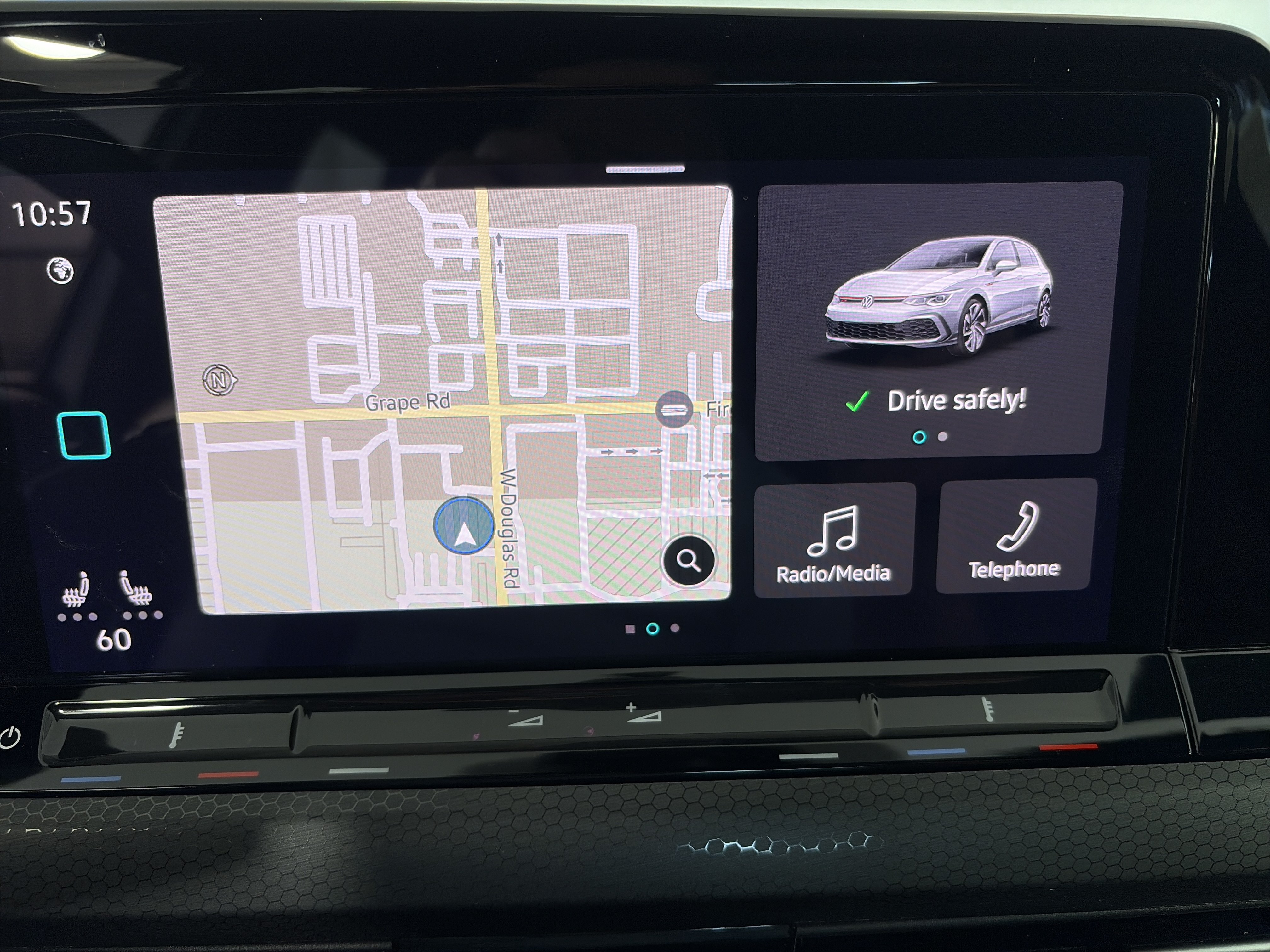 Used 2024 Volkswagen GTI SE FWD image 20