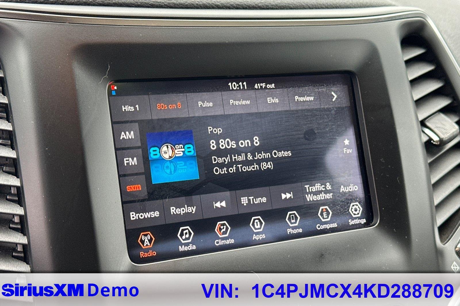 Used 2019 Jeep Cherokee Latitude w/ Popular Appearance Group image 28