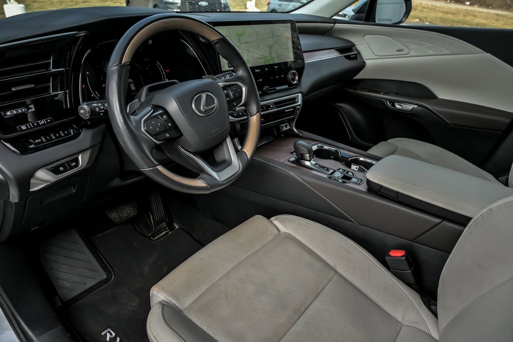 Used 2023 Lexus RX 350 350 Luxury w/ Cold Area Package image 13