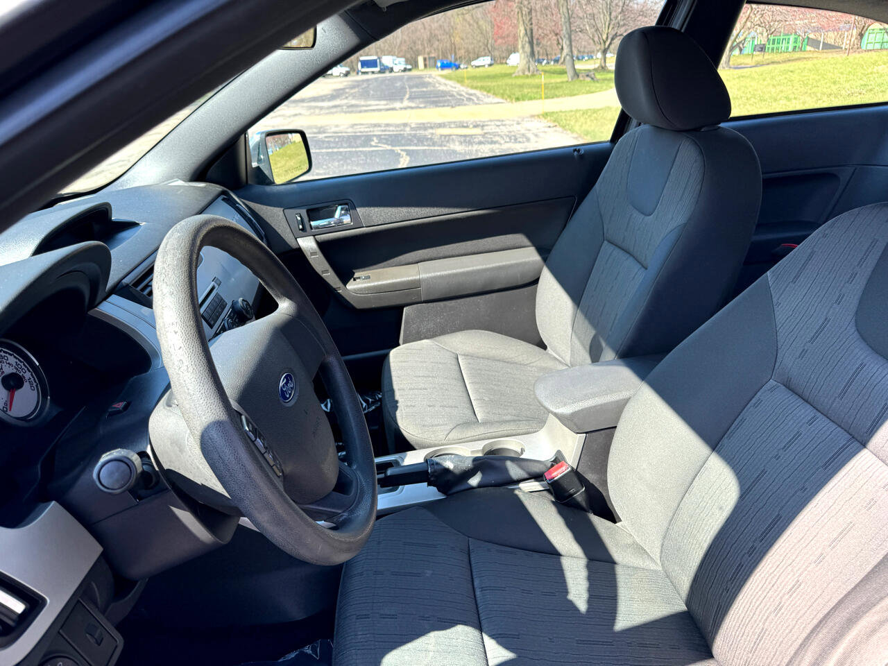 Used 2009 Ford Focus SE image 23