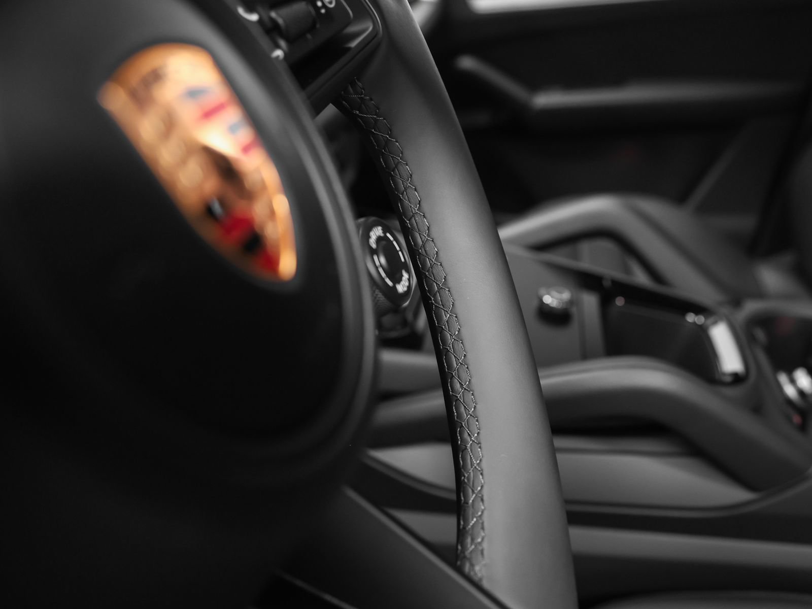 New 2026 Porsche Cayenne Coupe AWD/4WD image 31