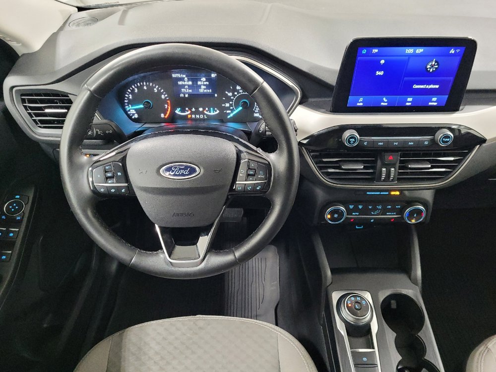 Used 2022 Ford Escape SE w/ SE Sport Appearance Package image 22