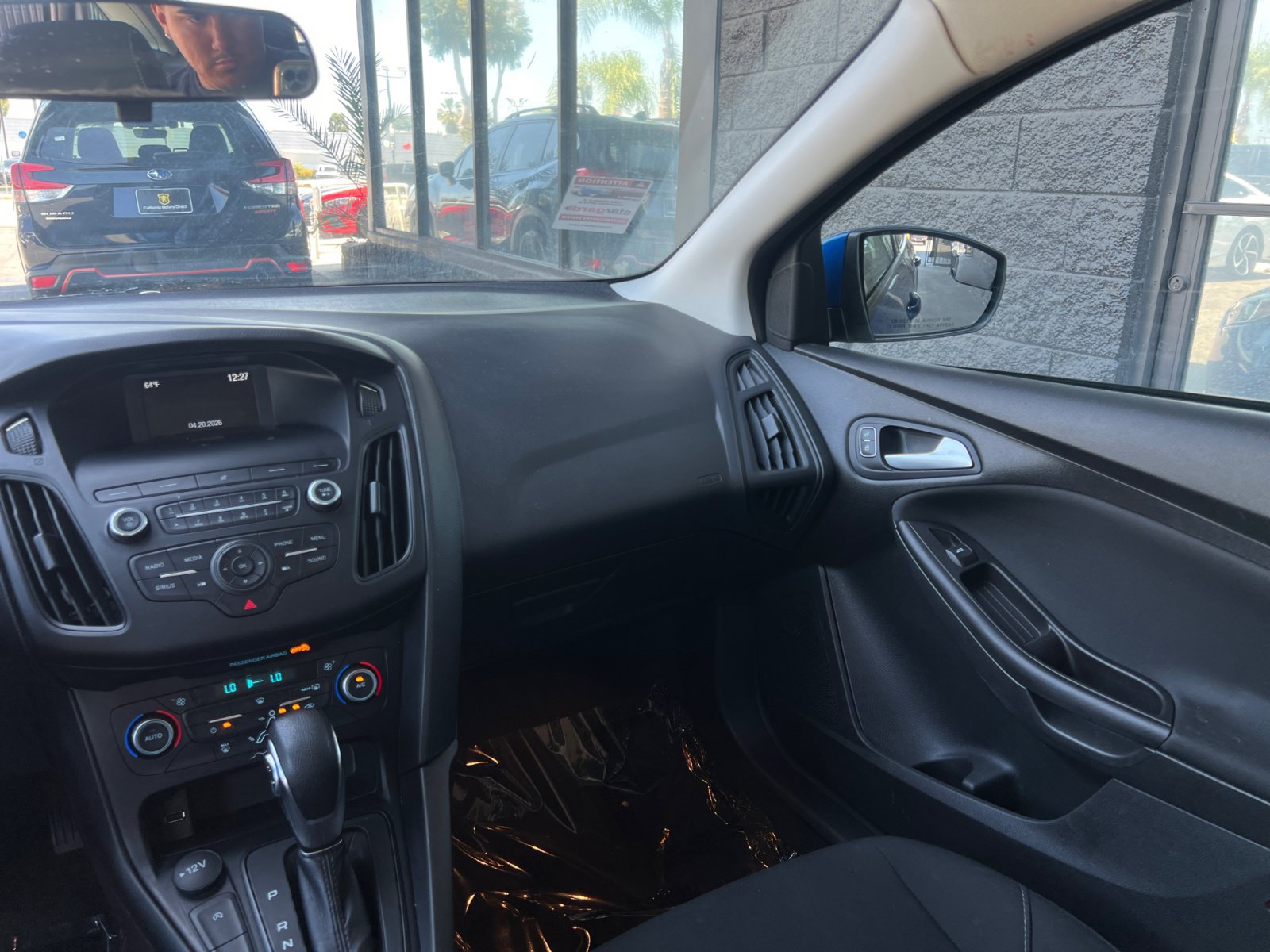 Used 2018 Ford Focus SE FWD image 18