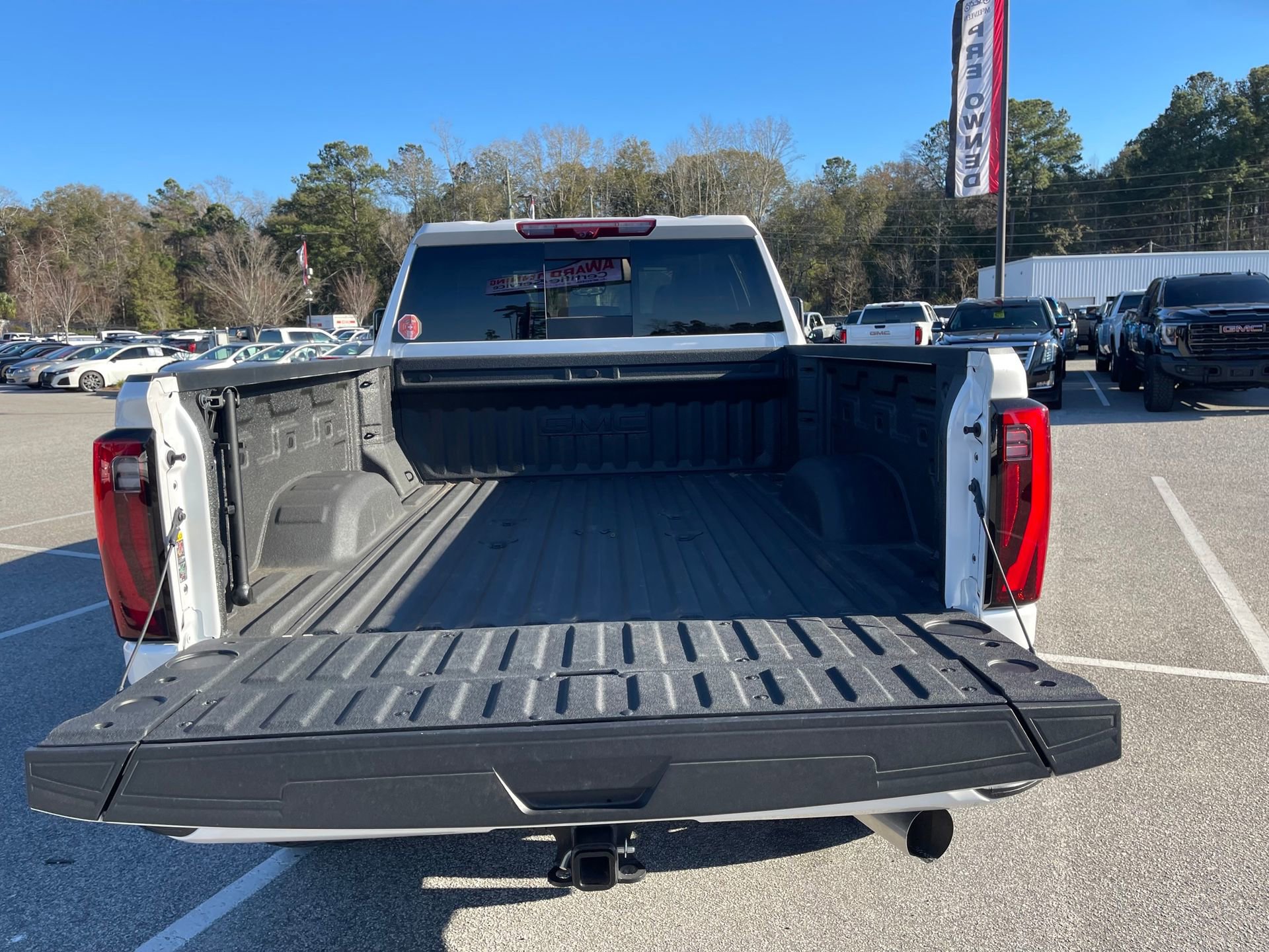 Used 2025 GMC Sierra 2500 Denali Ultimate image 23